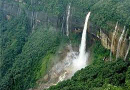 Gangtok - Yuksom - Darjeeling